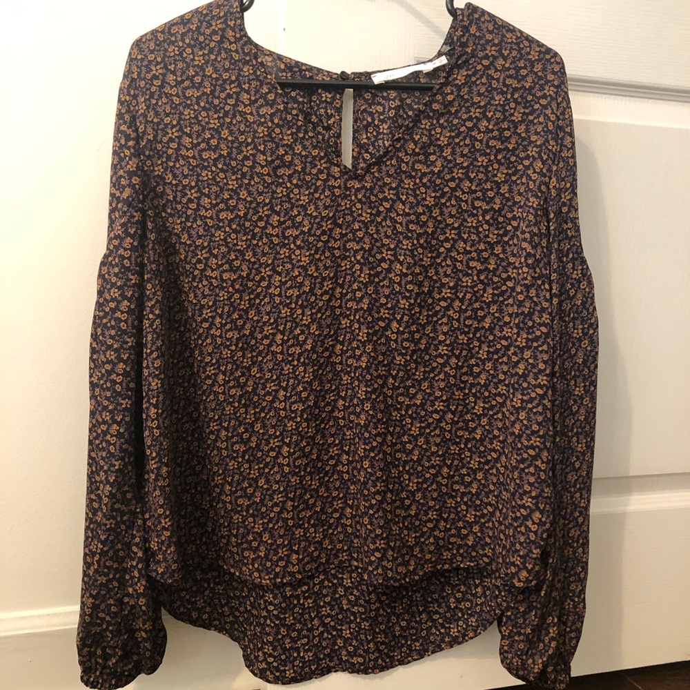 Piper & Scoot ‘All In Favor’ Navy Floral Peasant Sleeve Blouse M